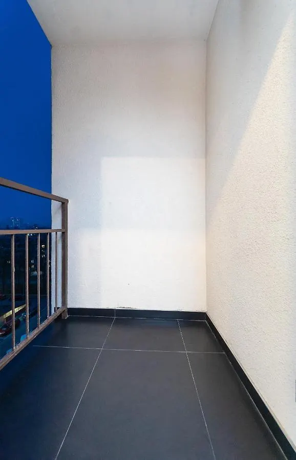 Modern Loft Style Apartment キエフ
