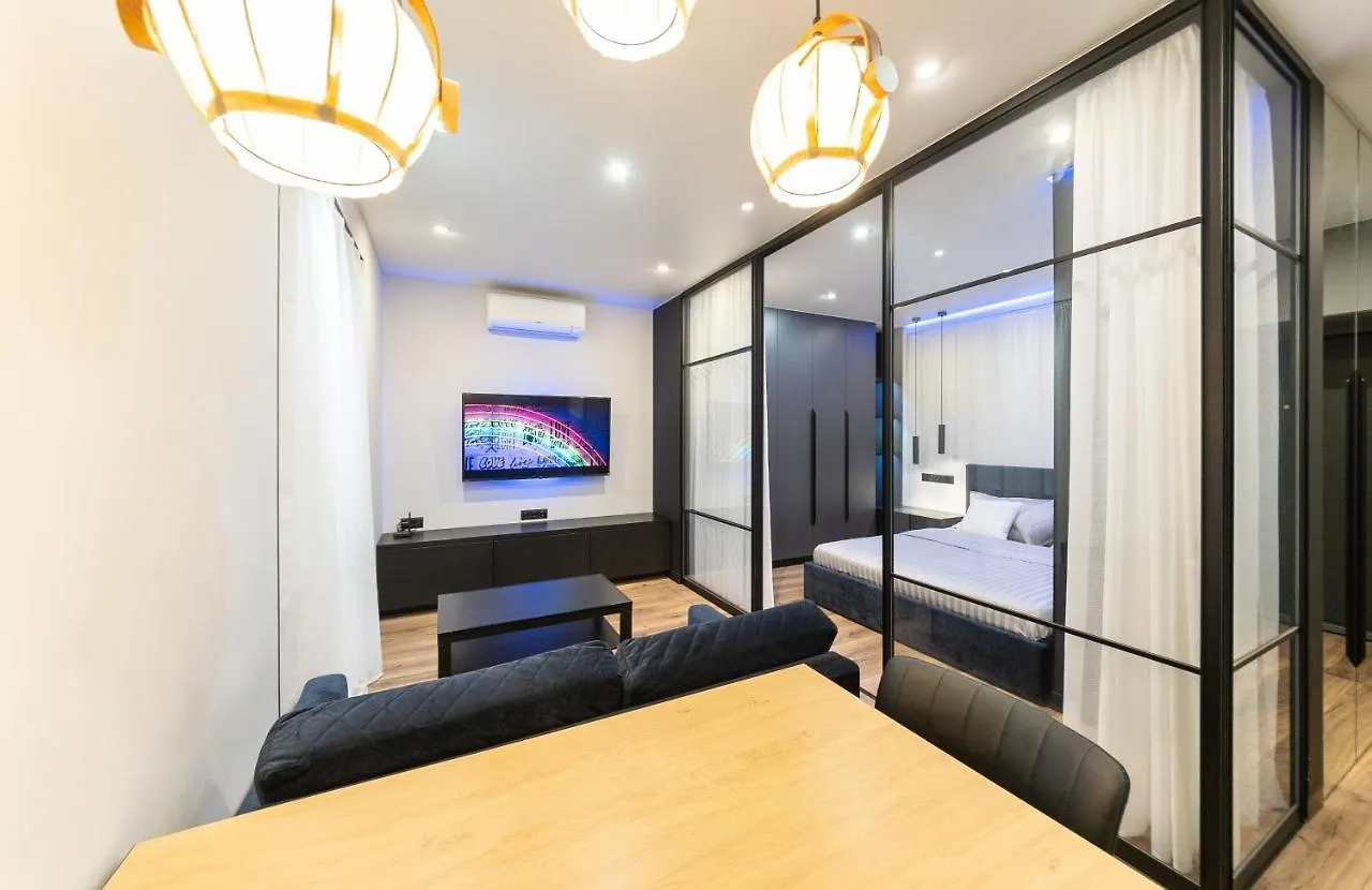 Modern Loft Style Apartment キエフ