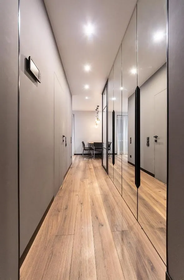 Modern Loft Style Apartment キエフ ウクライナ